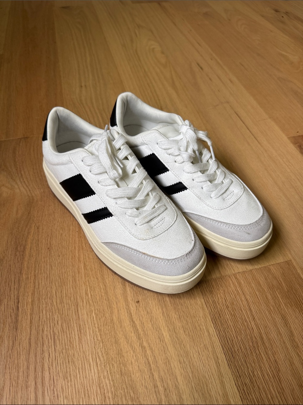 Women’s Project Cloud Sneakers White with Black Stripes